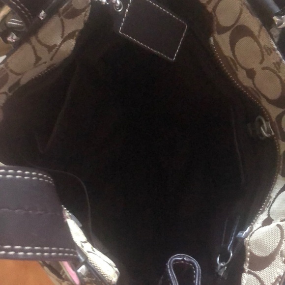 Coach handbag and scarf - Picture 4 of 4